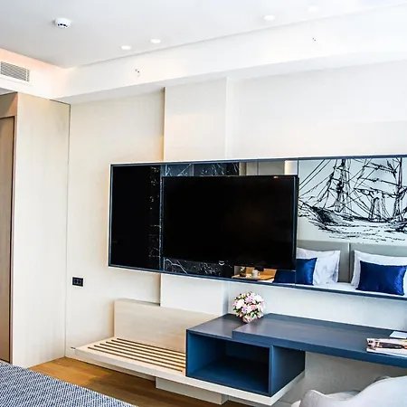 Hotel Katamare 4*